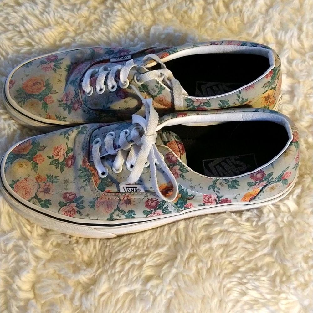 Ladies Vans Sneakers